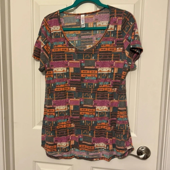Lularoe Perfect Tee Sz XL Luggage Print - Picture 1 of 7